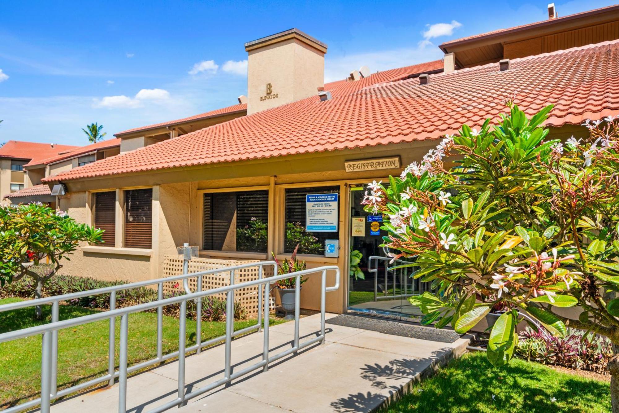 Maui Schooner Resort Kihei Eksteriør bilde